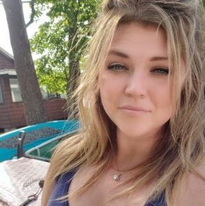 Meet your Posher, Corey